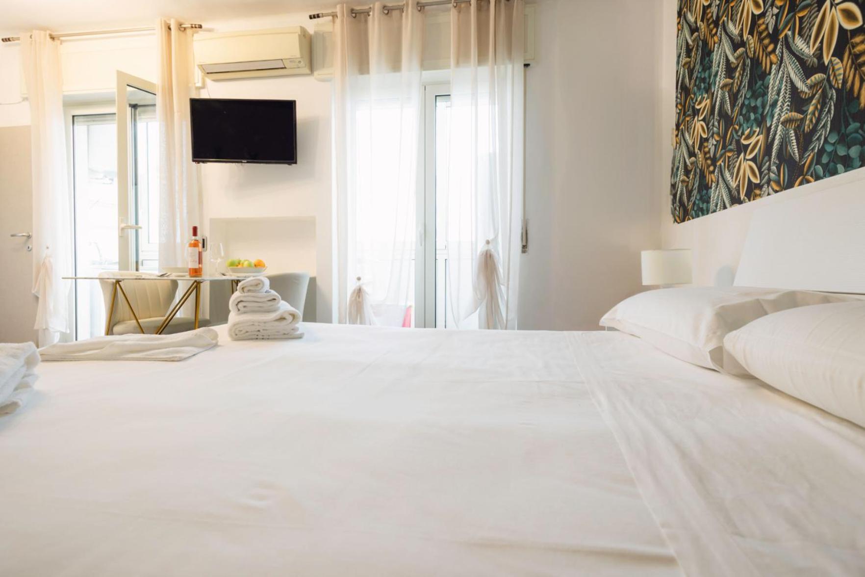 Bari Central Suite - Central Apartment With Sea View - Bari Exterior photo
